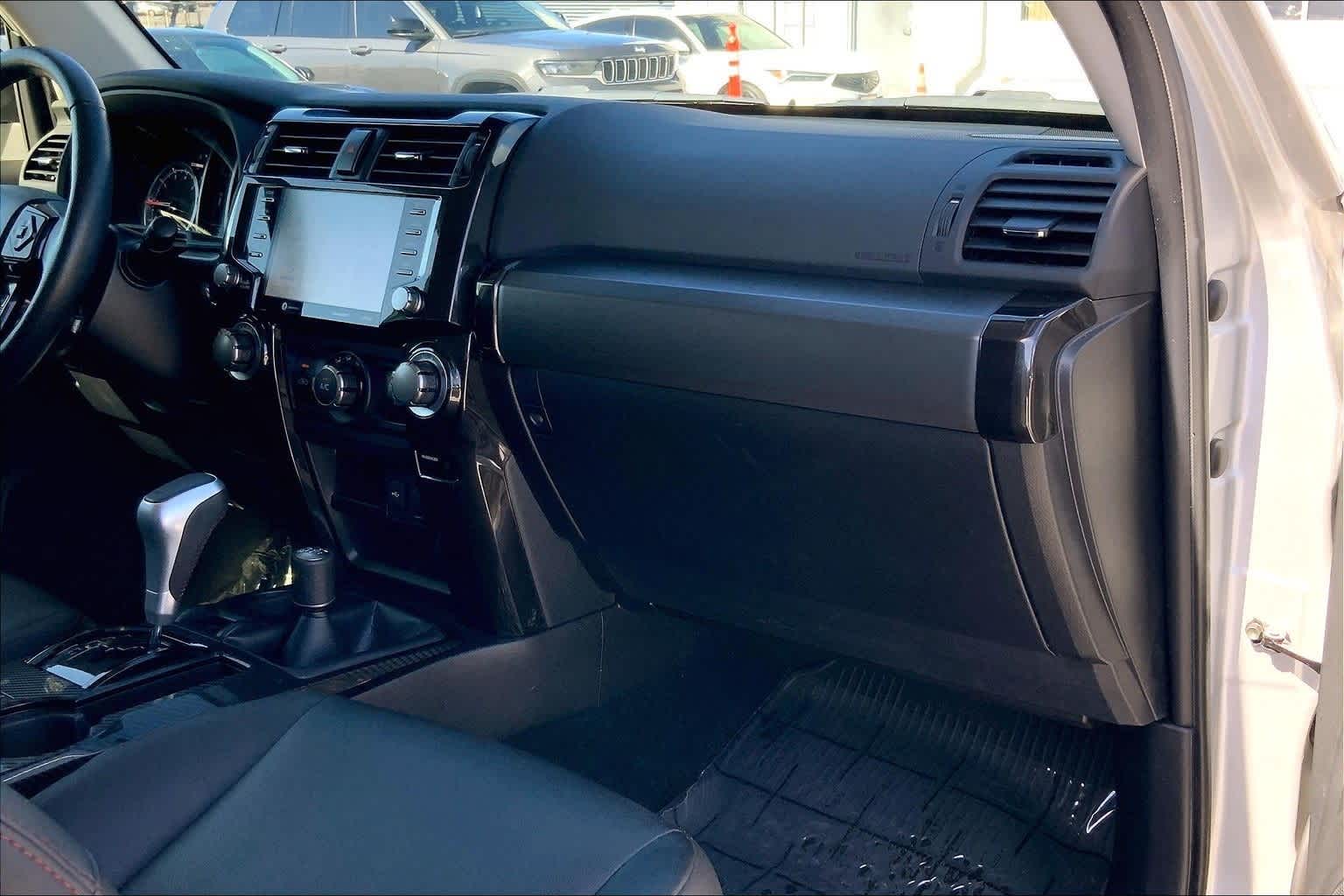 Thumbnail: 2023 Toyota 4Runner - 23