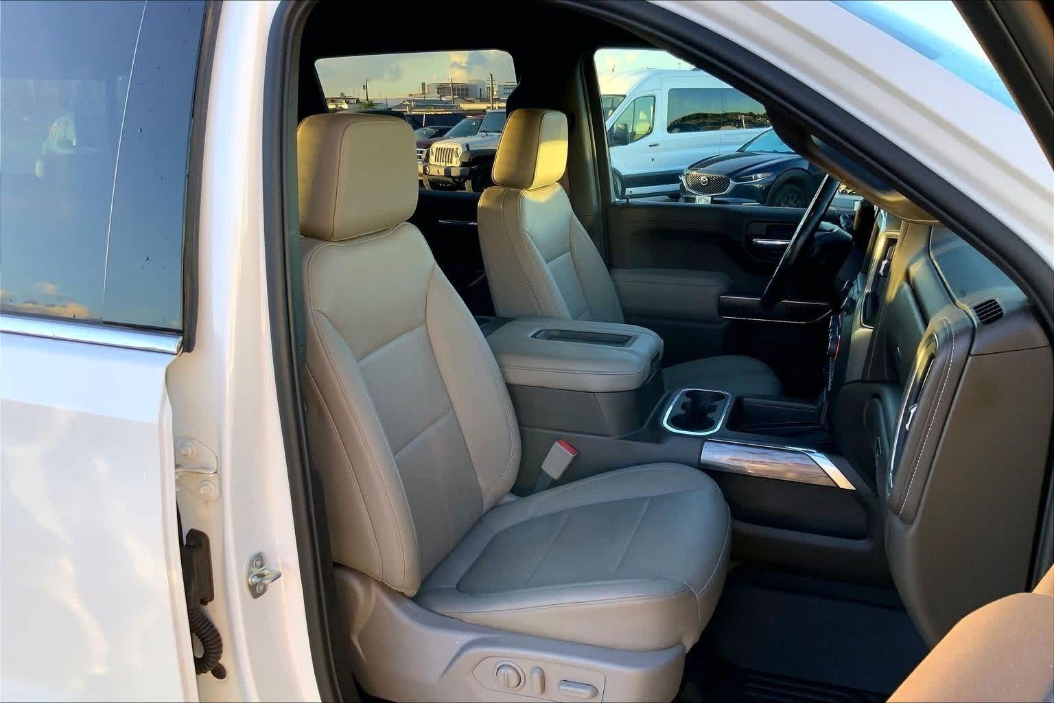 Thumbnail: 2022 Chevrolet Silverado 1500 - 13