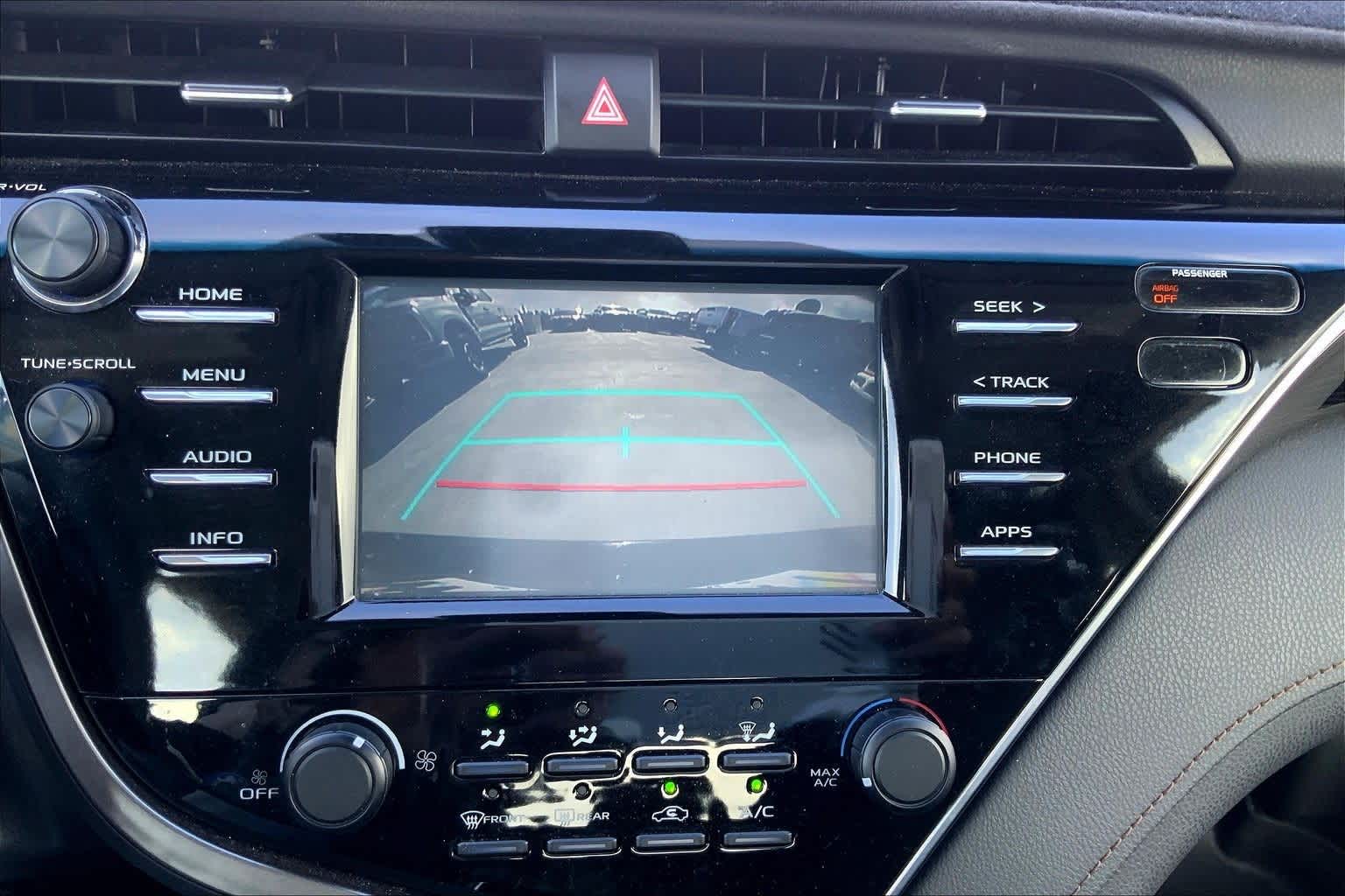 Thumbnail: 2018 Toyota Camry - 26