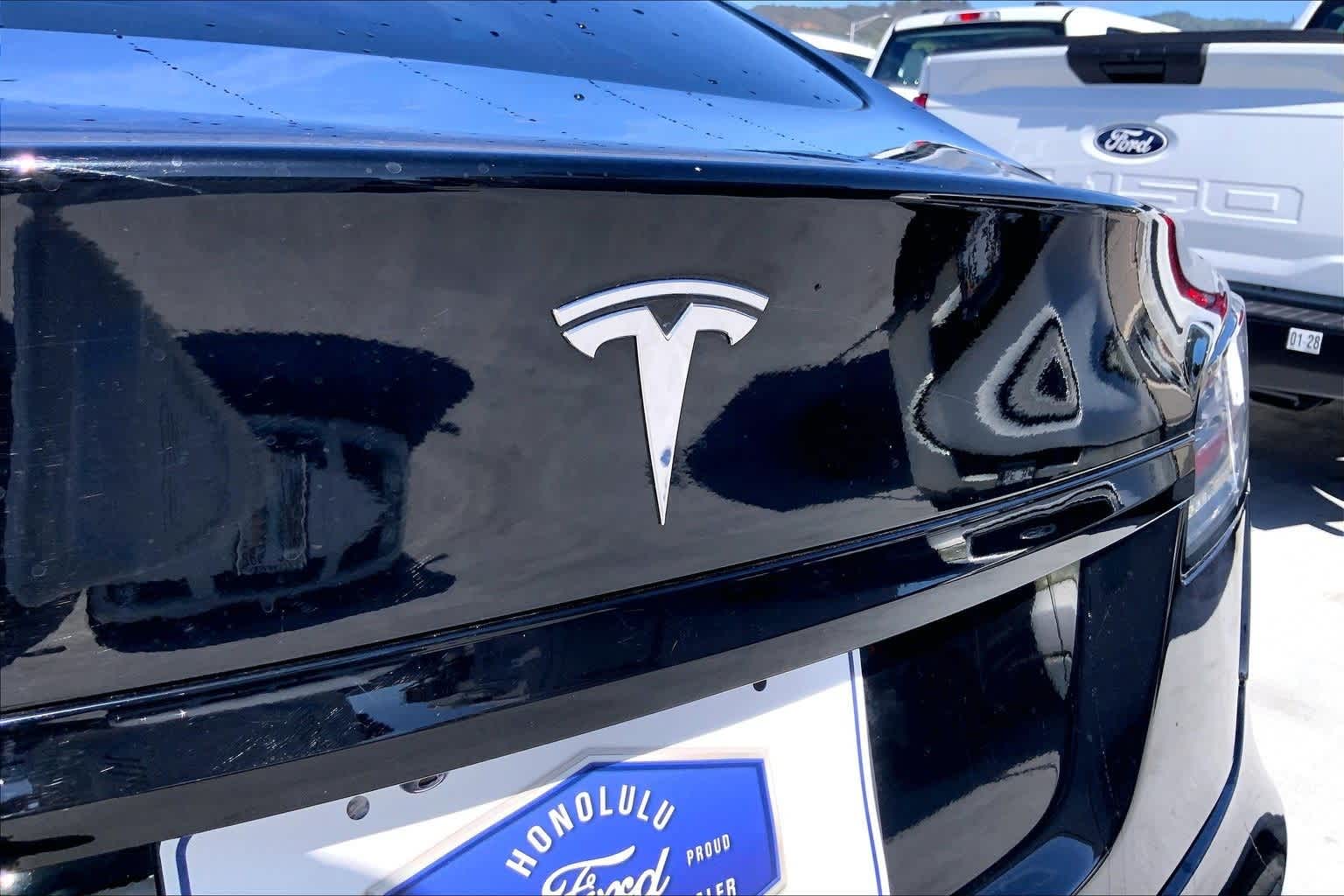 Thumbnail: 2022 Tesla Model S - 7