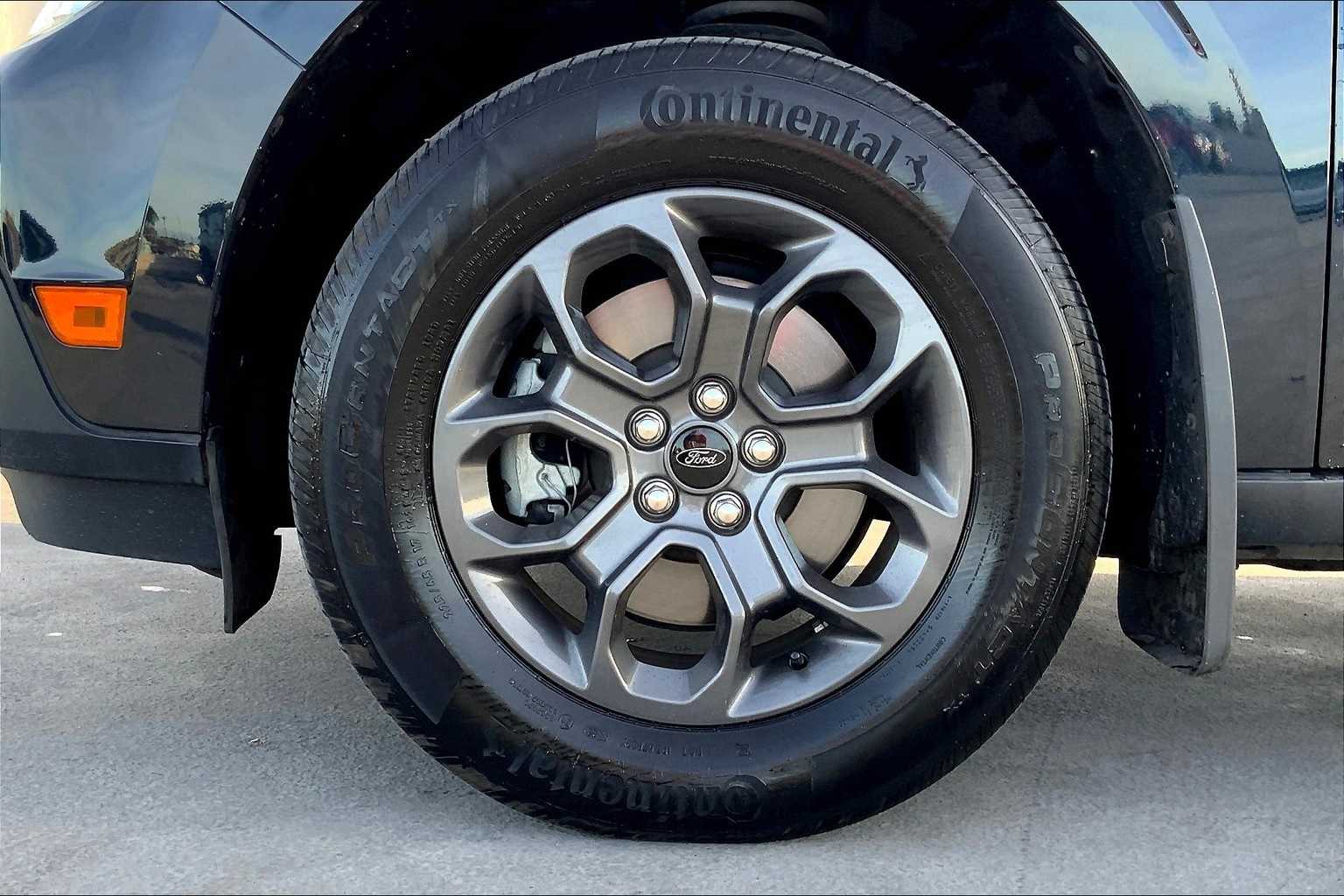 Thumbnail: 2022 Ford Maverick - 8