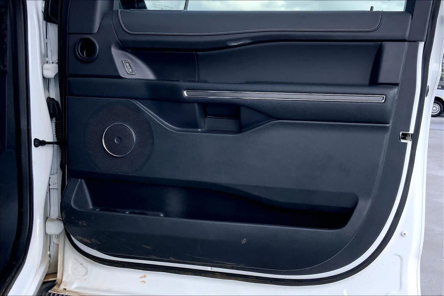 Thumbnail: 2022 Ford Expedition MAX - 28