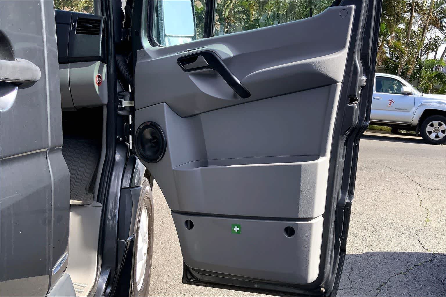 Thumbnail: 2016 Mercedes-Benz Sprinter - 28