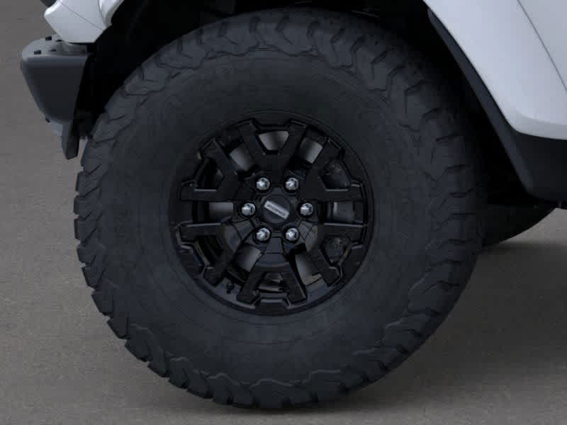 Thumbnail: 2025 Ford Bronco - 21