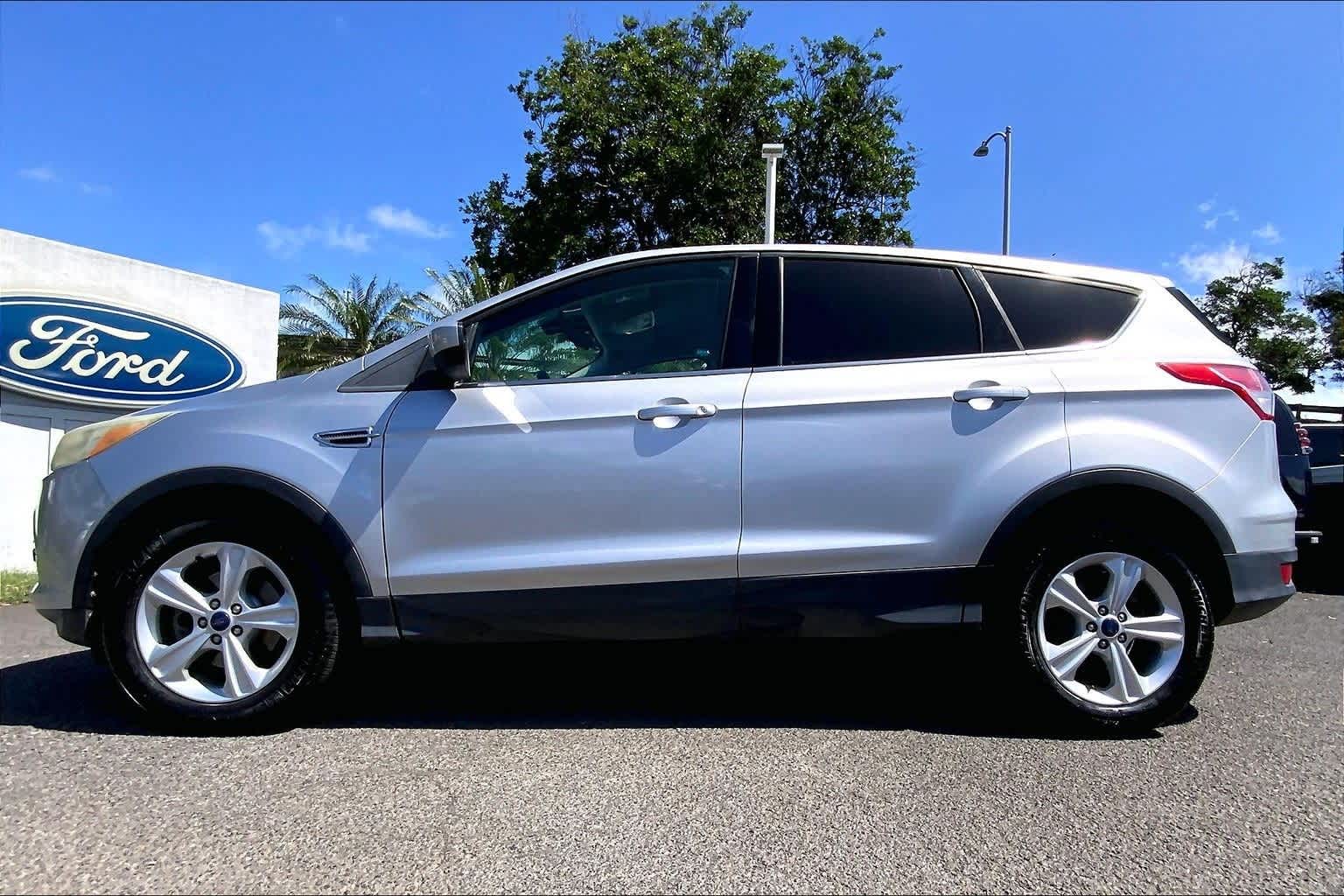 Thumbnail: 2016 Ford Escape - 3