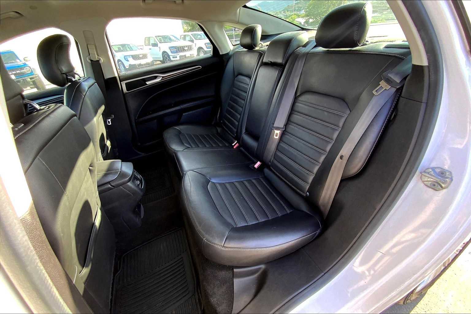 Thumbnail: 2015 Ford Fusion - 29