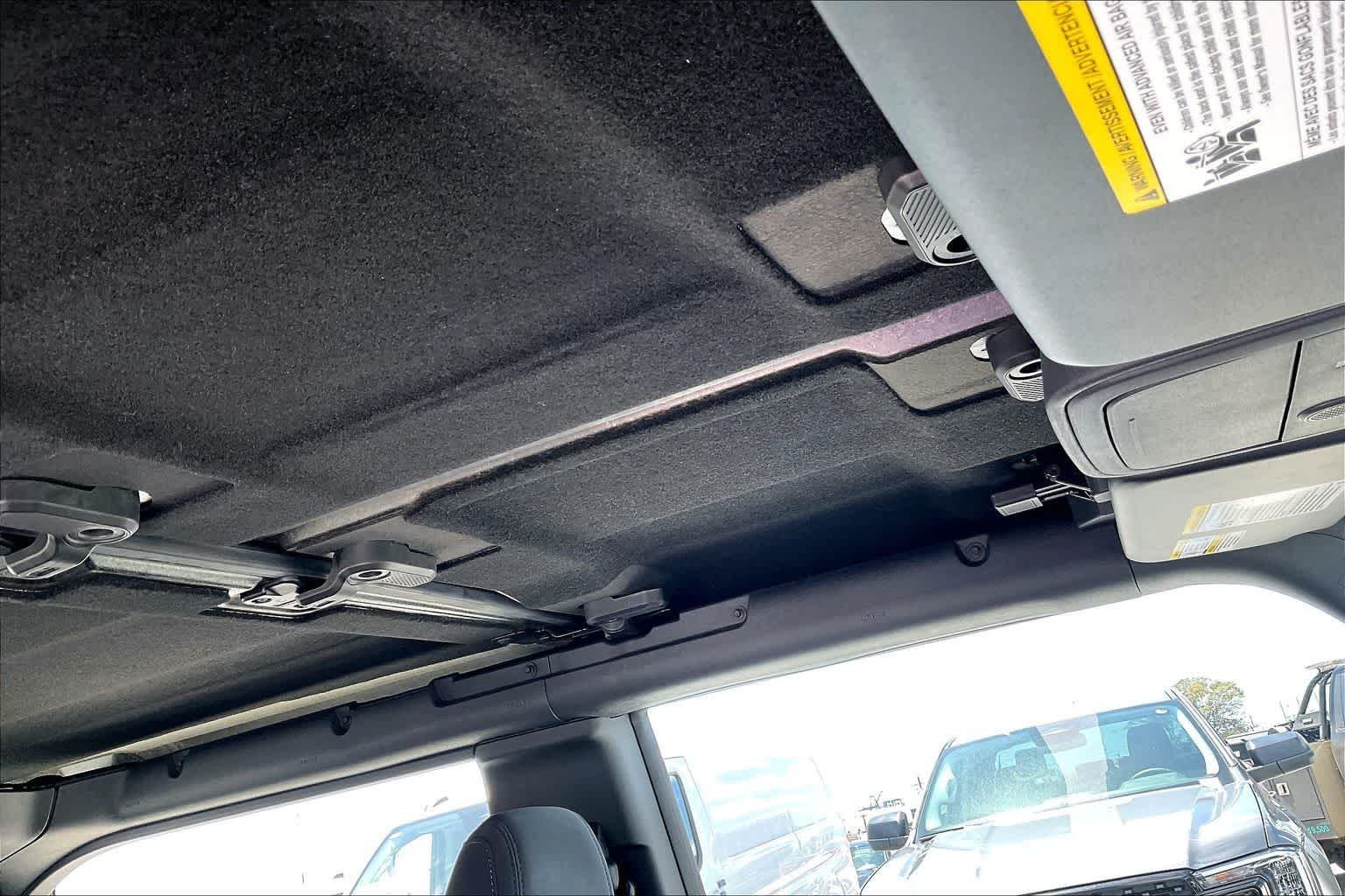 Thumbnail: 2022 Ford Bronco - 30