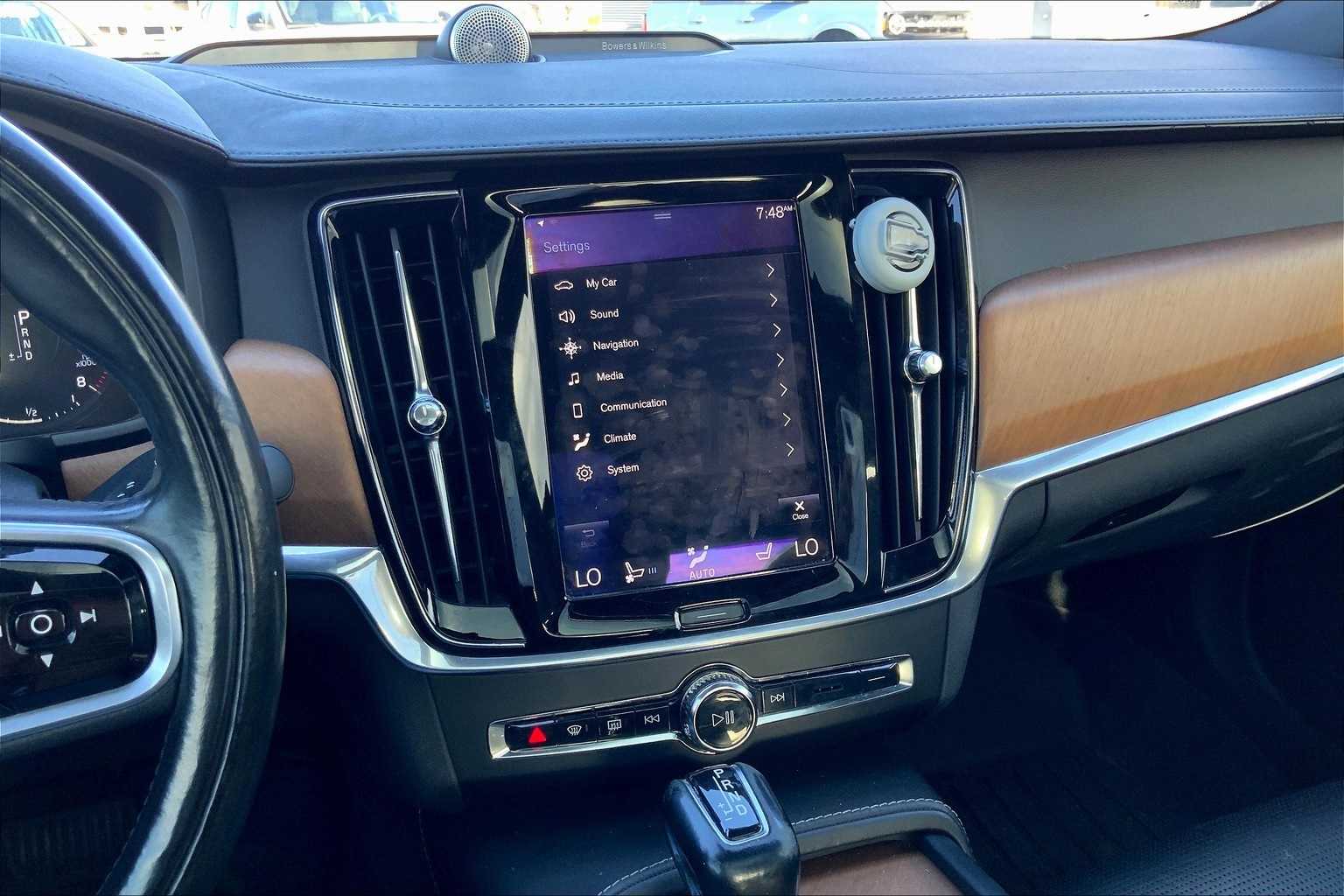 Thumbnail: 2017 Volvo S90 - 15