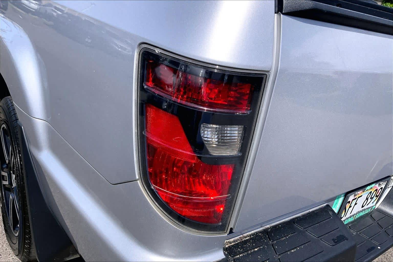 Thumbnail: 2014 Honda Ridgeline - 32