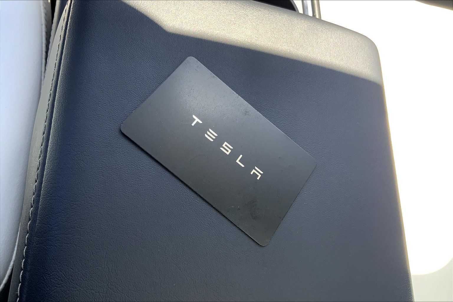 Thumbnail: 2023 Tesla Model 3 - 19
