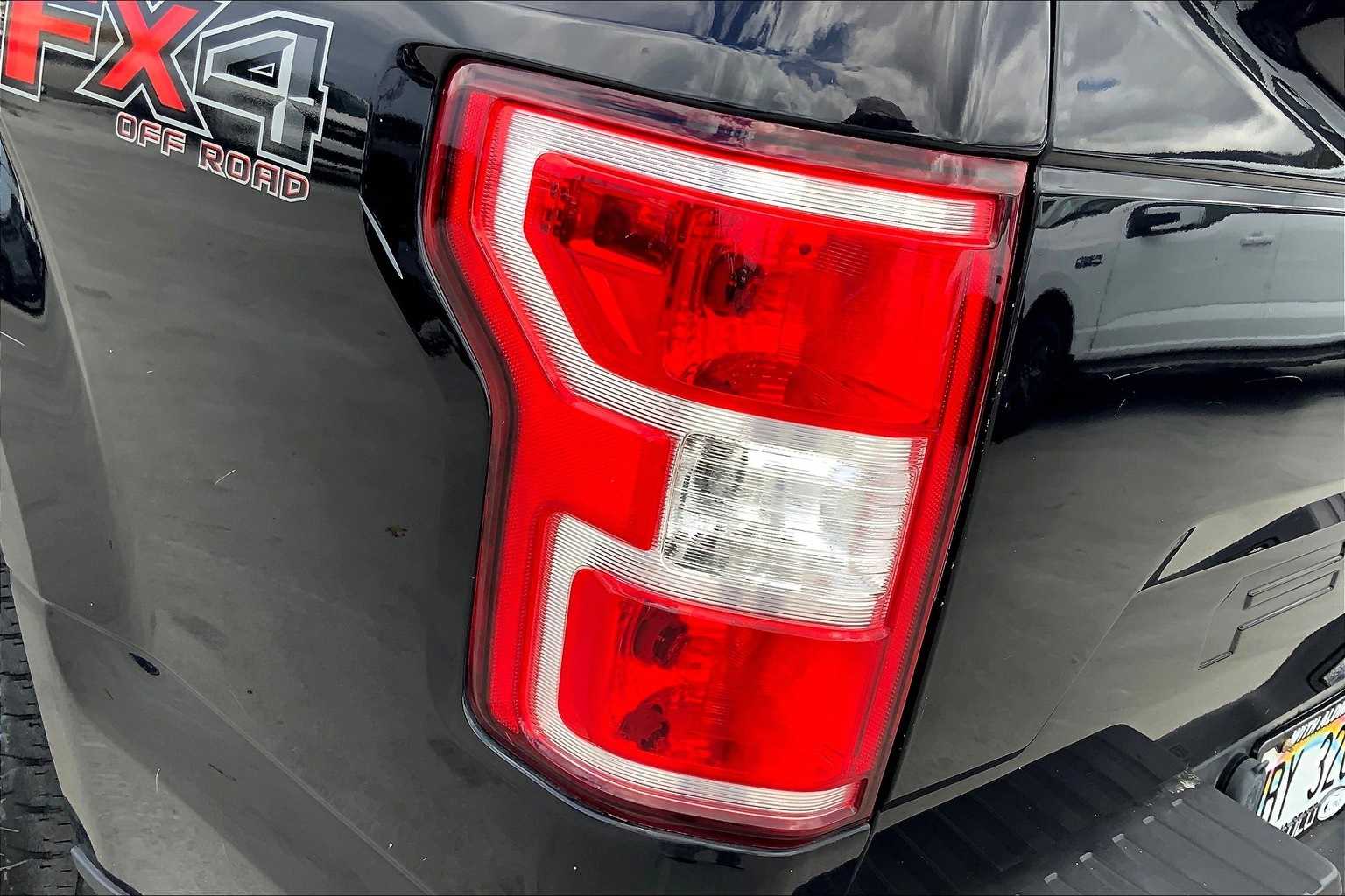 Thumbnail: 2020 Ford F-150 - 32