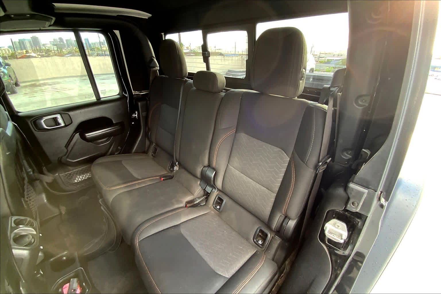 Thumbnail: 2021 Jeep Gladiator - 29