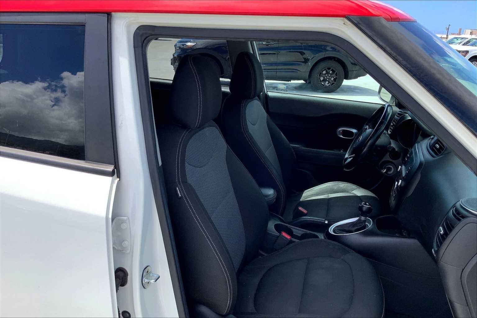 Thumbnail: 2017 Kia Soul - 13