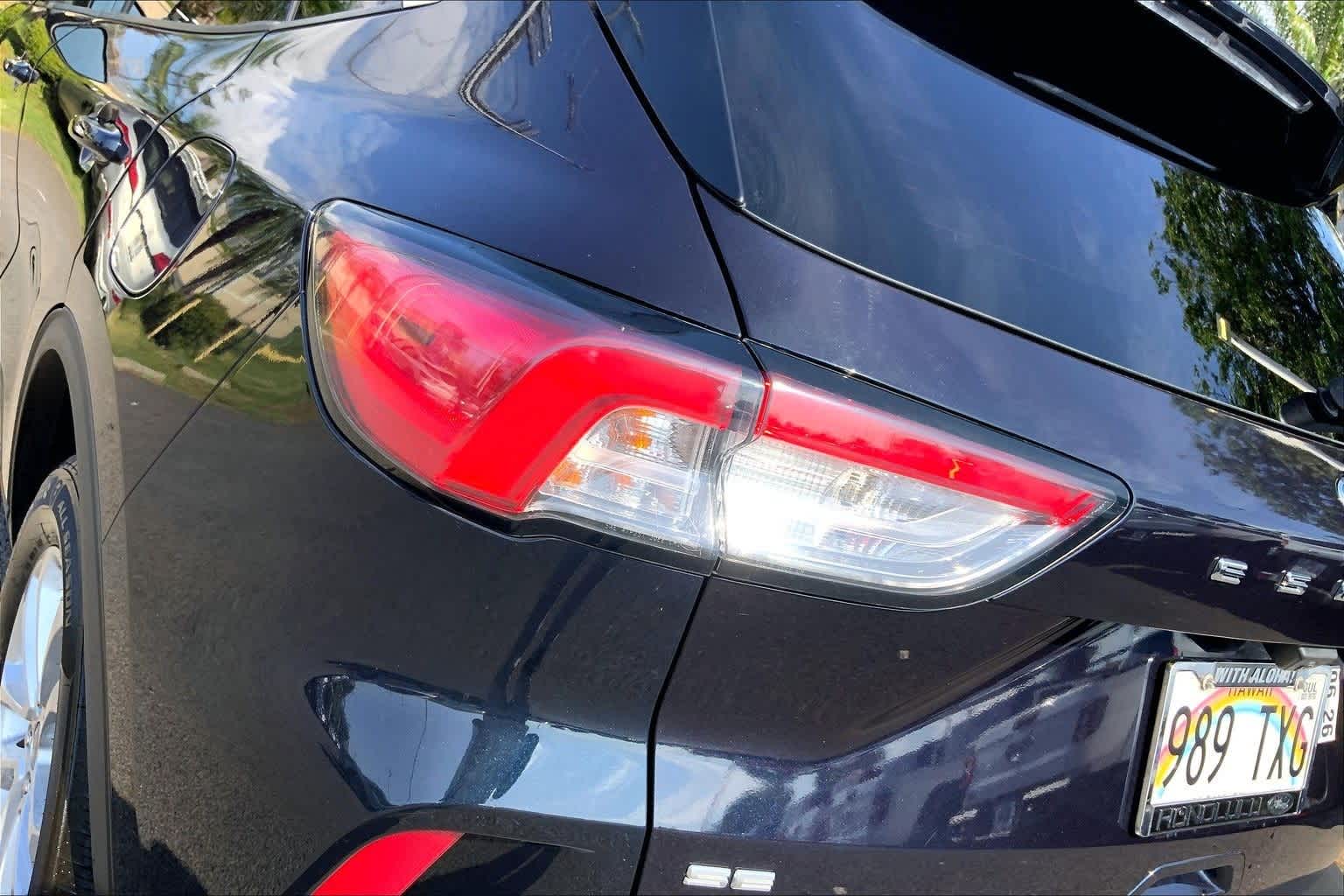 Thumbnail: 2021 Ford Escape - 32