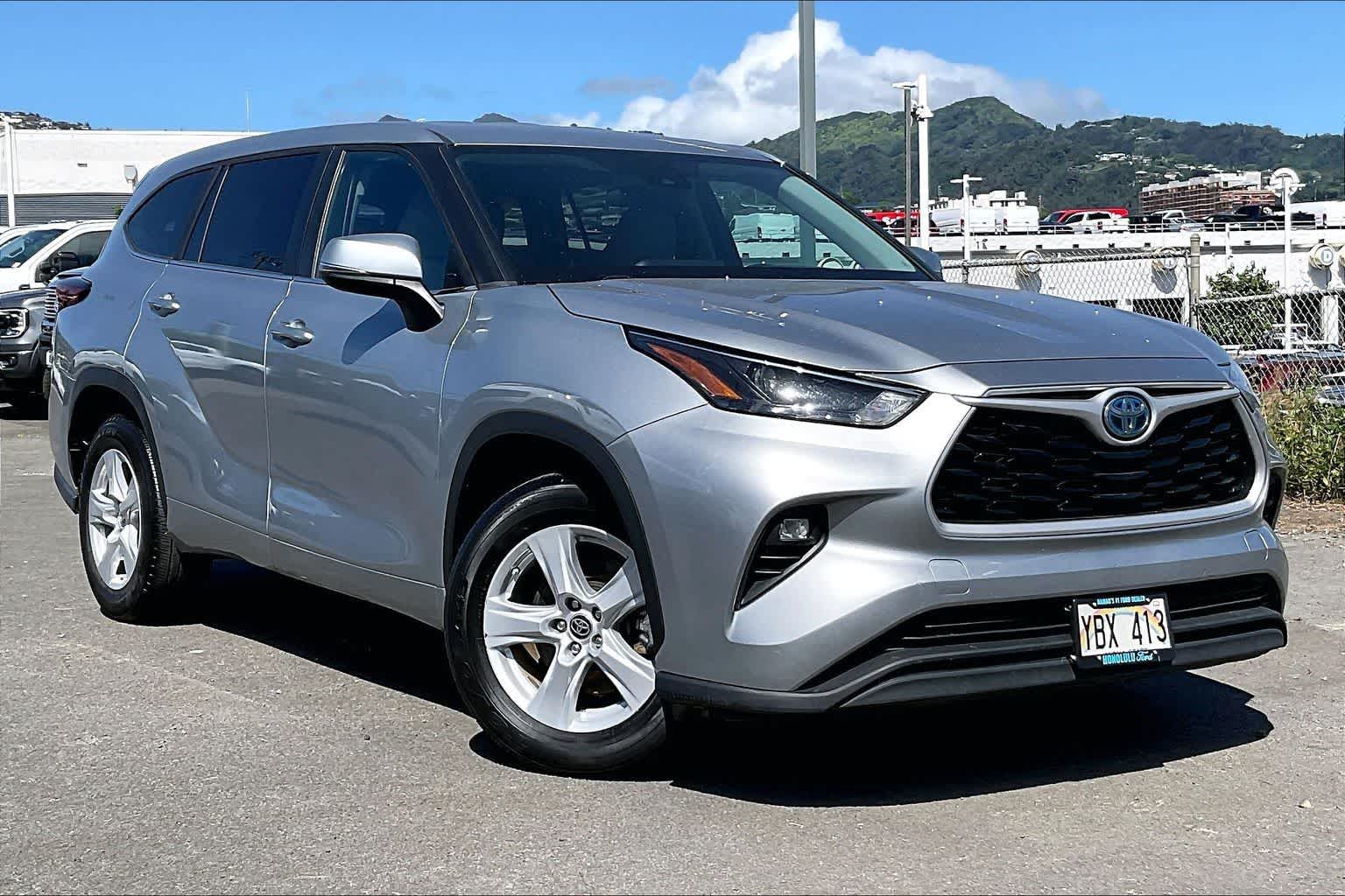 Thumbnail: 2023 Toyota Highlander - 21