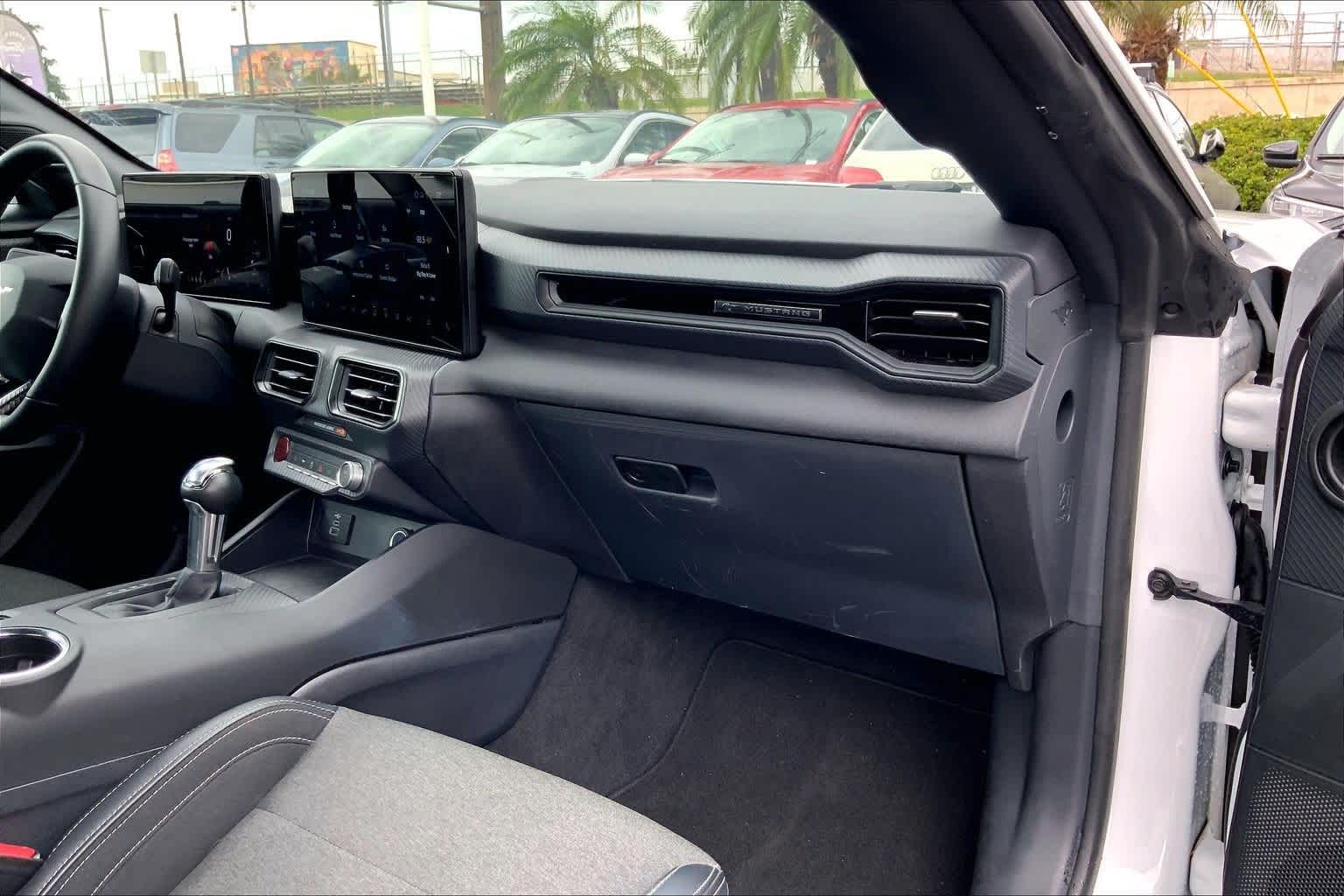 Thumbnail: 2025 Ford Mustang - 22