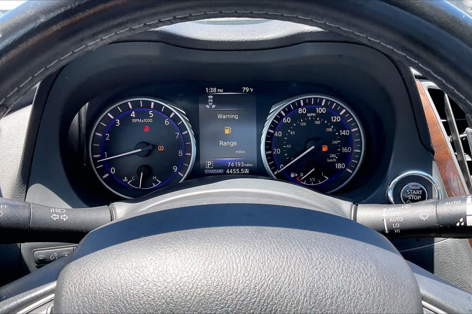 Thumbnail: 2014 INFINITI Q50 - 17