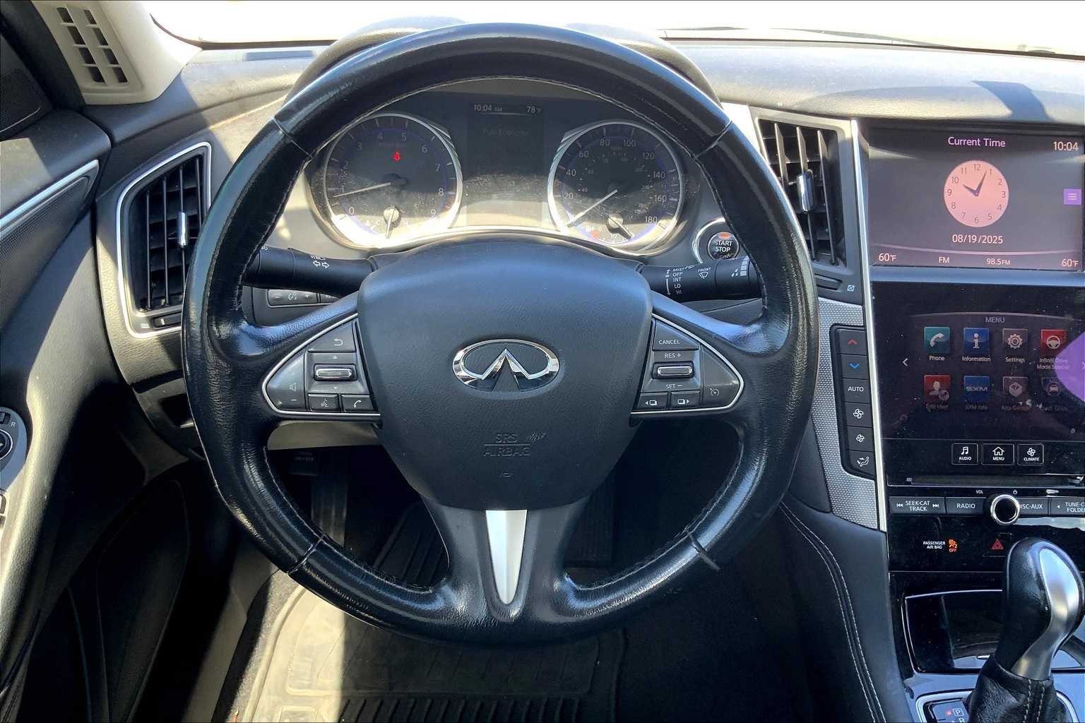 Thumbnail: 2015 INFINITI Q50 - 14