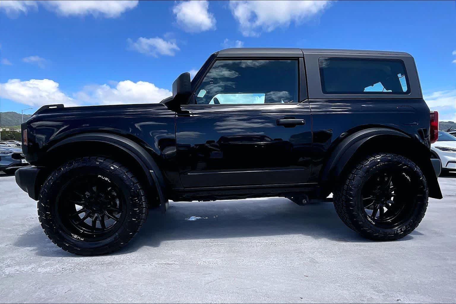 Thumbnail: 2022 Ford Bronco - 3