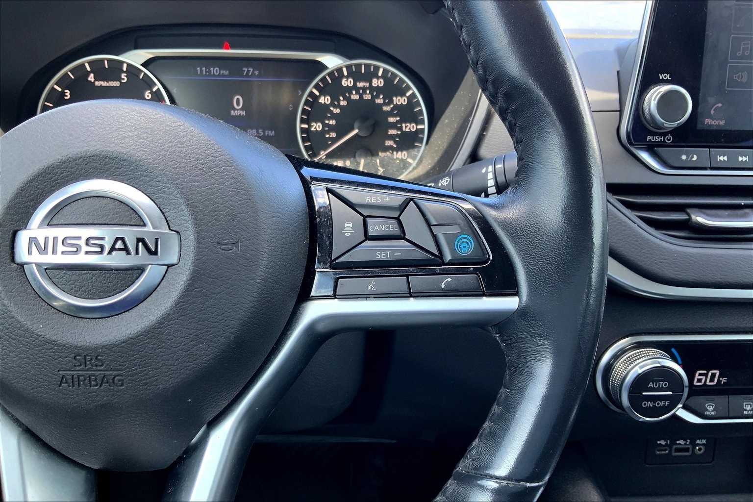 Thumbnail: 2019 Nissan Altima - 25