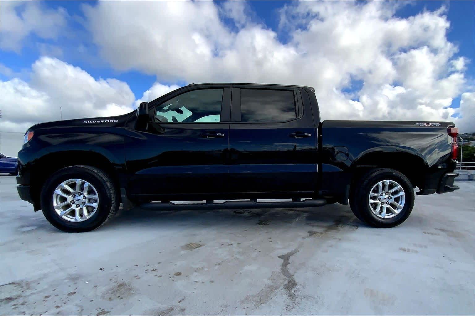 Thumbnail: 2024 Chevrolet Silverado 1500 - 3