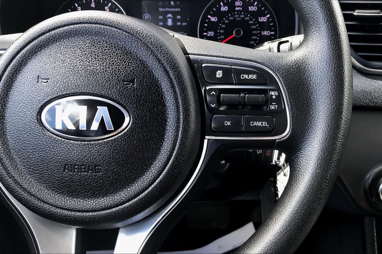 Thumbnail: 2017 Kia Sportage - 16