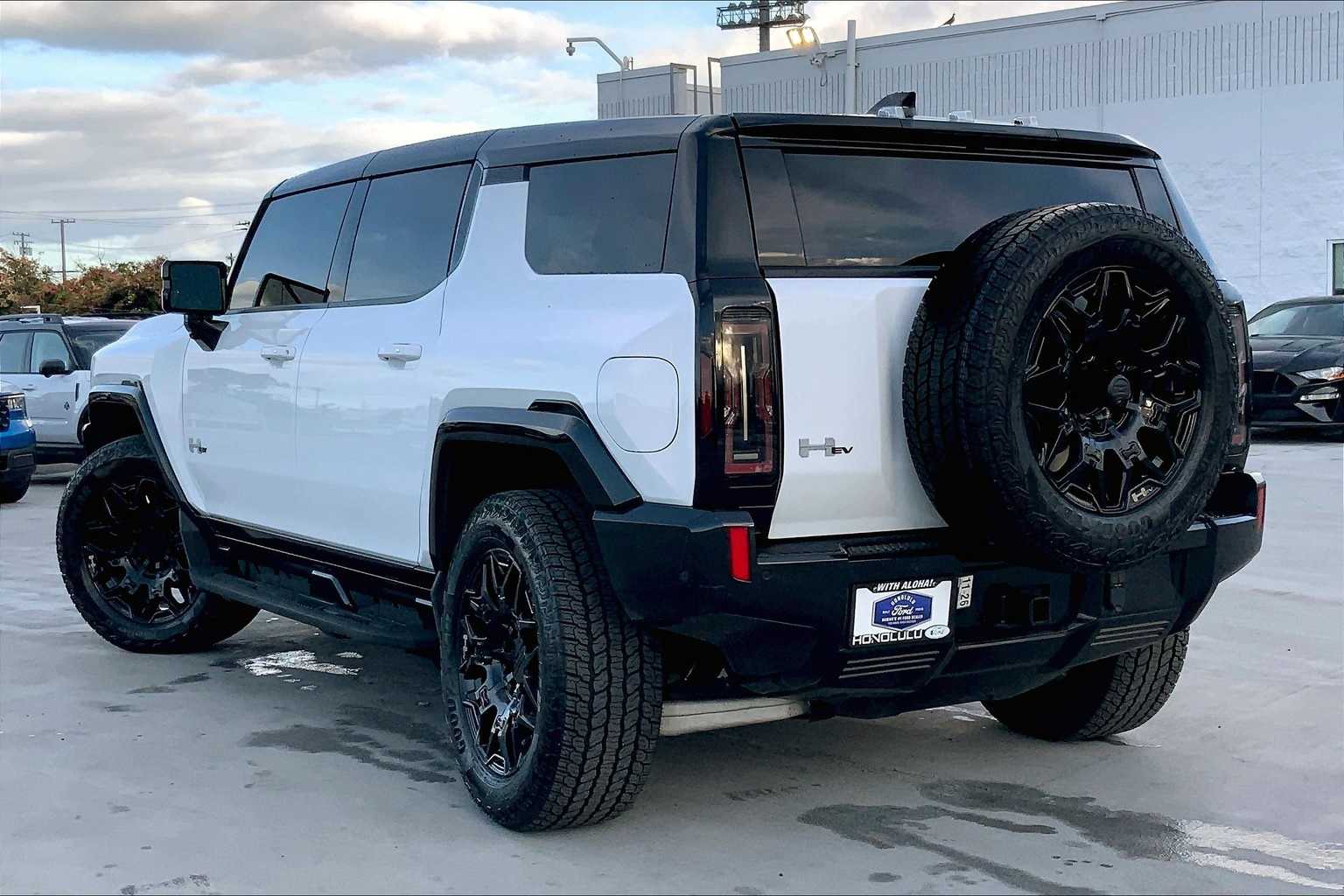 Thumbnail: 2025 GMC Hummer EV - 4