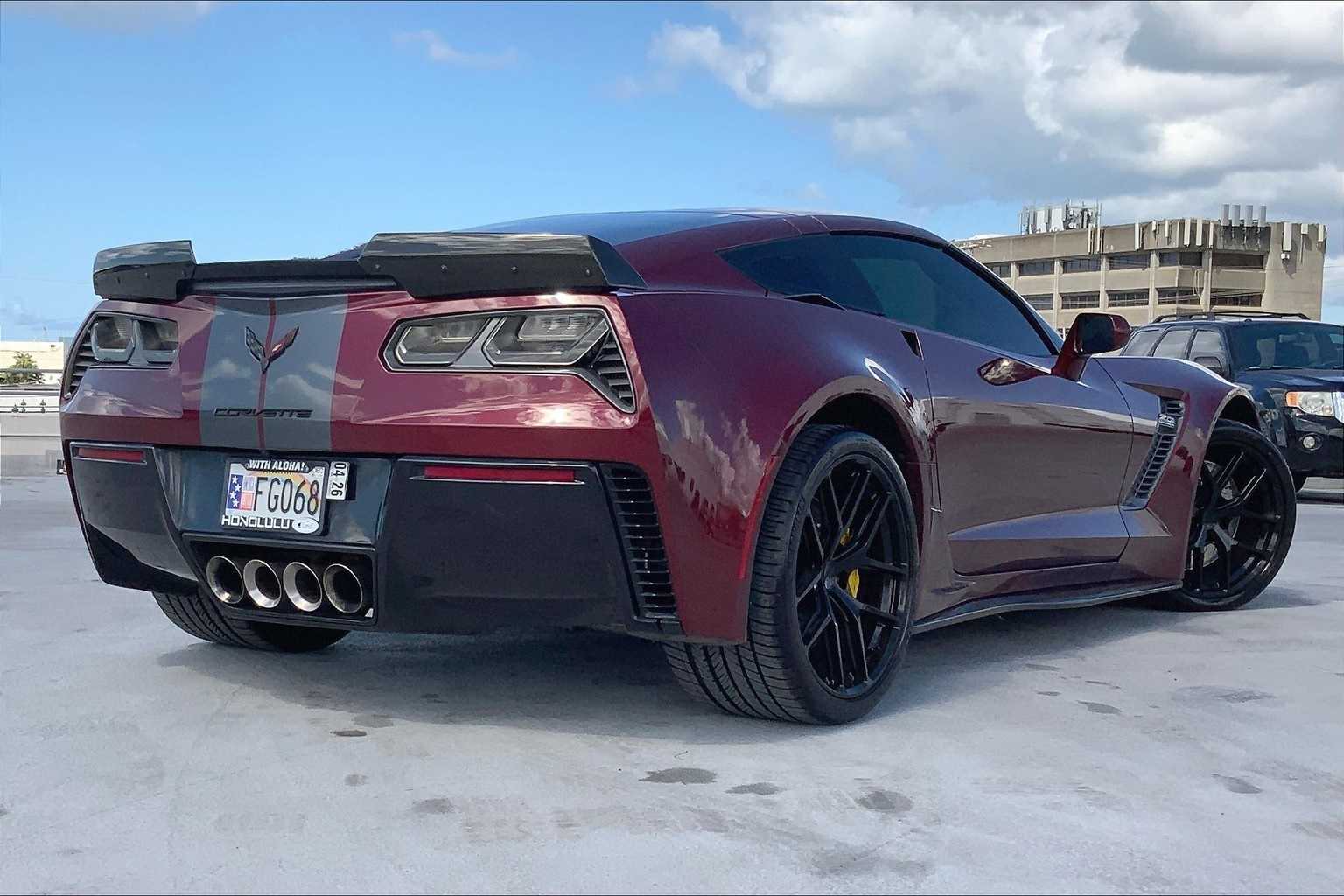 Thumbnail: 2017 Chevrolet Corvette - 21