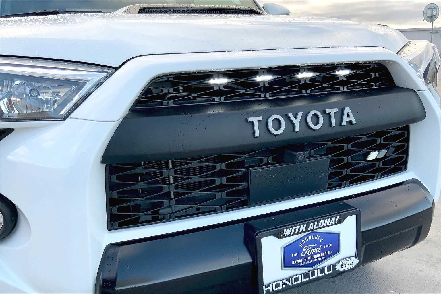 Thumbnail: 2022 Toyota 4Runner - 33