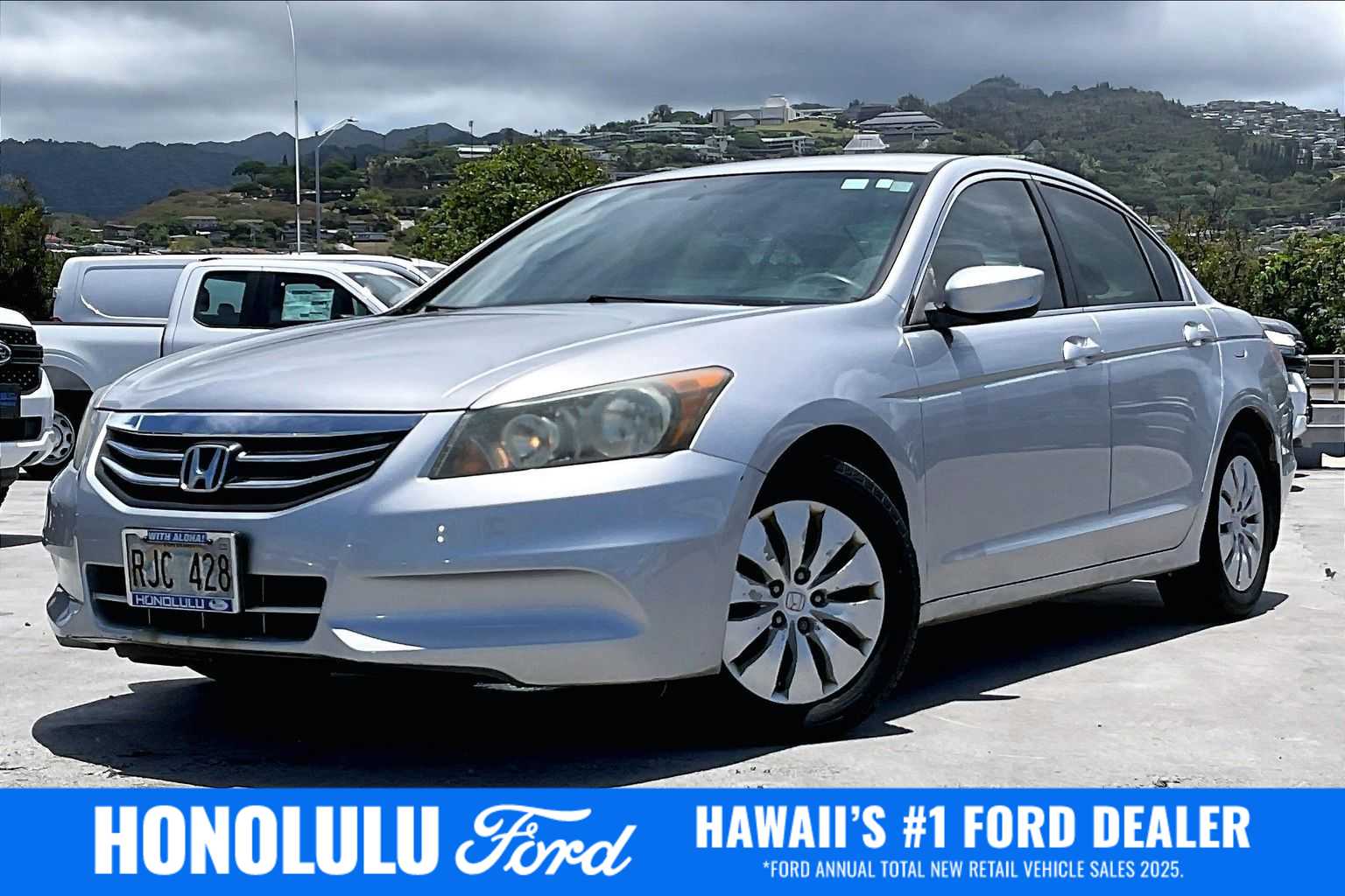 2011 Honda Accord at Honolulu Ford, photo 1