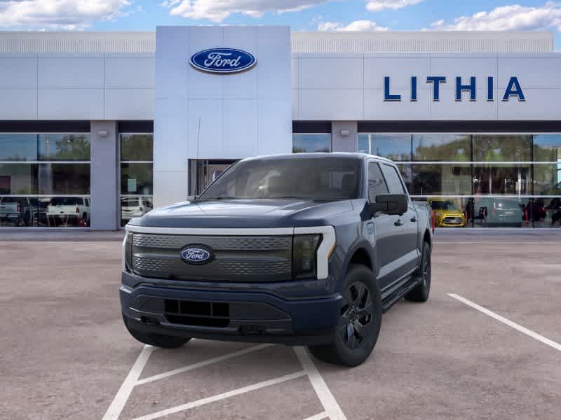 2025 Ford F-150 Lightning Flash - Photo 2