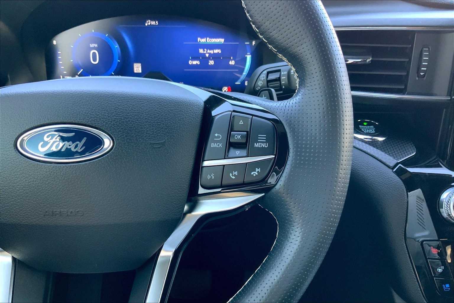 Thumbnail: 2021 Ford Explorer - 25