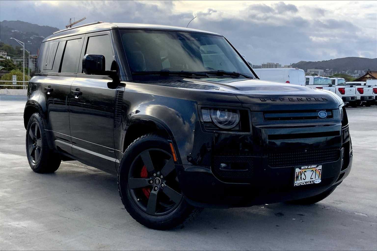 Thumbnail: 2023 Land Rover Defender - 21