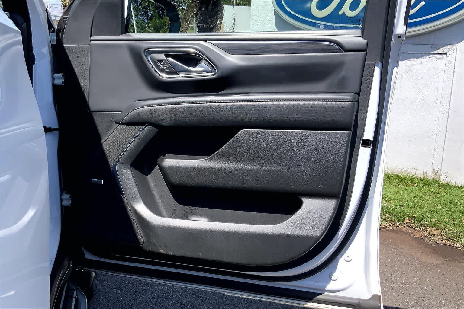 Thumbnail: 2022 GMC Yukon XL - 28