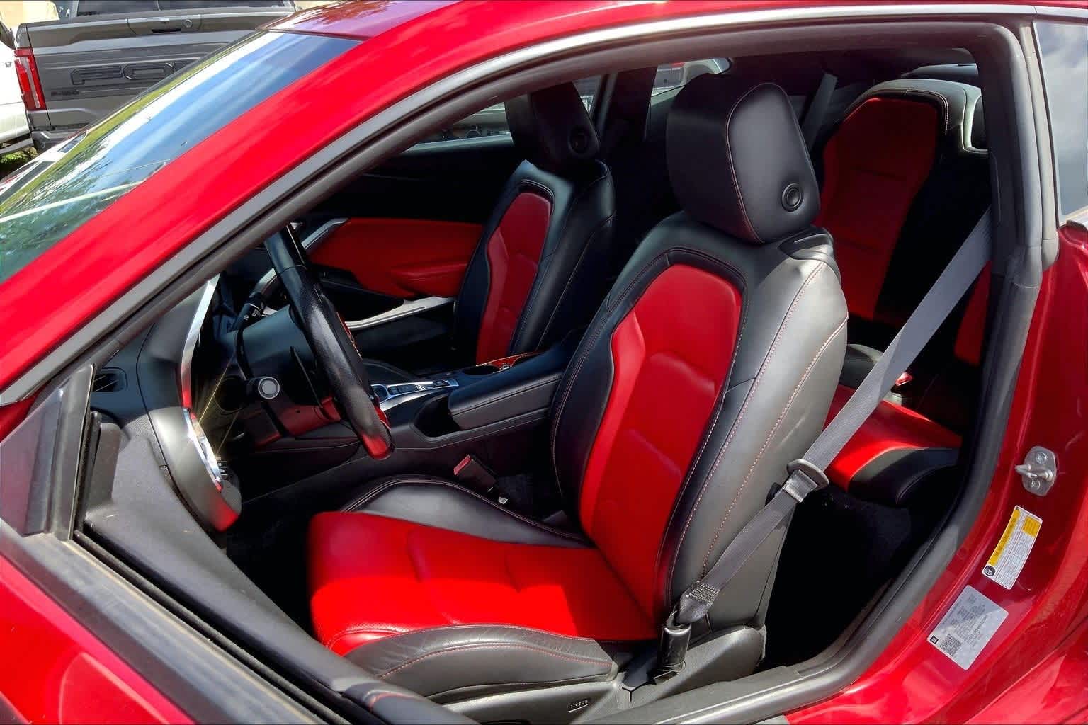 Thumbnail: 2019 Chevrolet Camaro - 11