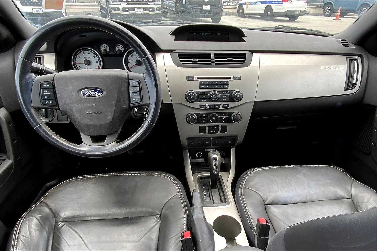 Thumbnail: 2008 Ford Focus - 10