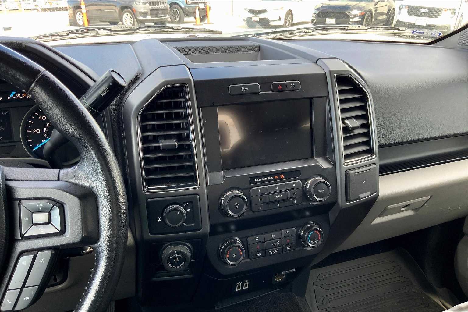 Thumbnail: 2019 Ford F-150 - 15