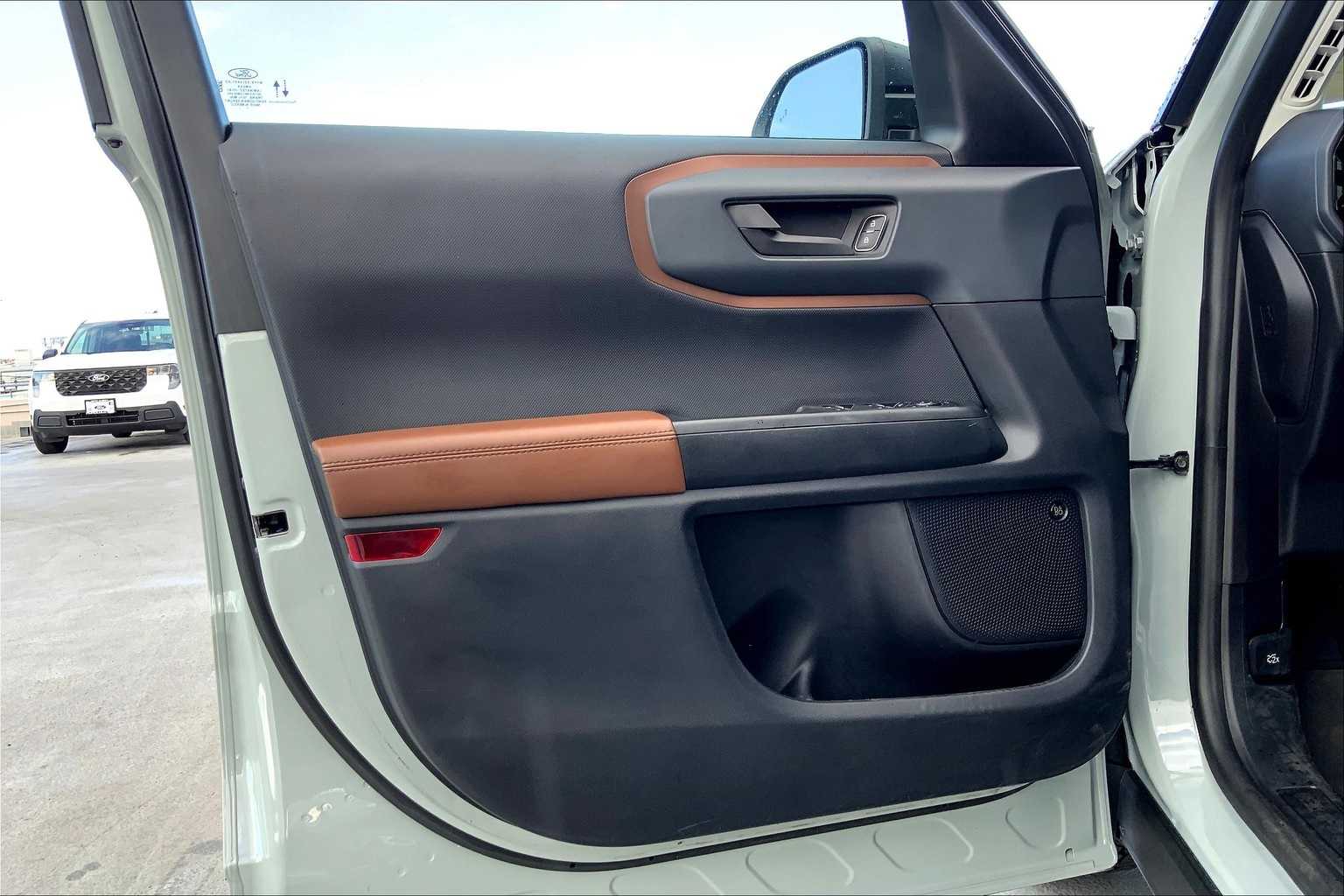 Thumbnail: 2022 Ford Bronco Sport - 27