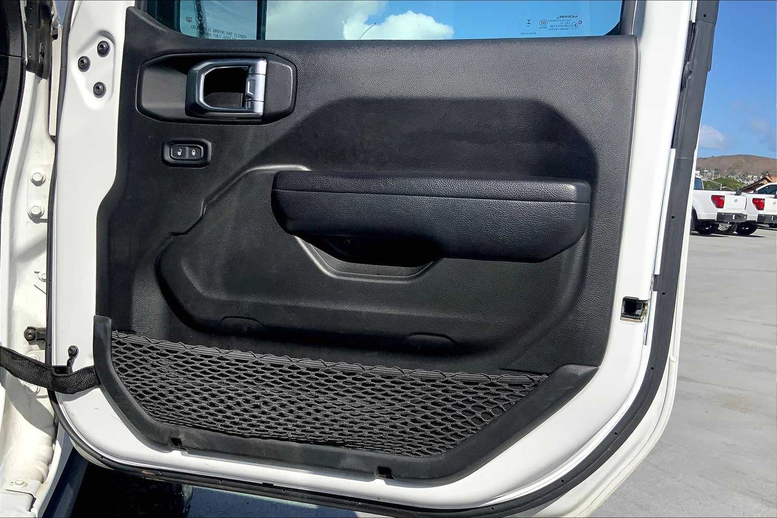 Thumbnail: 2024 Jeep Wrangler - 28