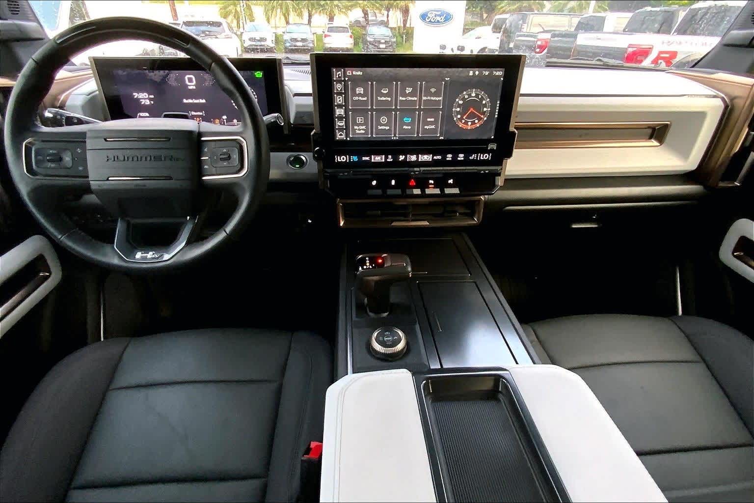 Thumbnail: 2025 GMC Hummer EV - 10