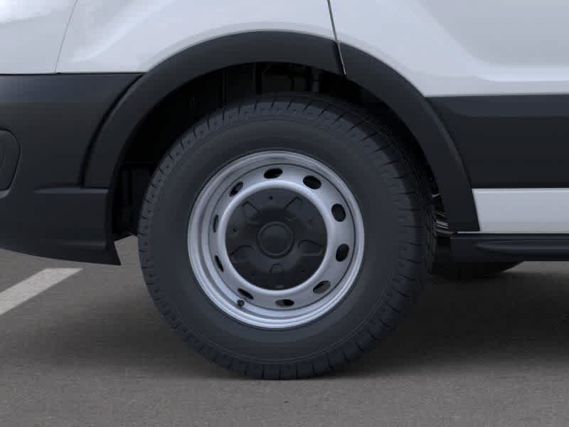 Thumbnail: 2025 Ford Econoline - 19