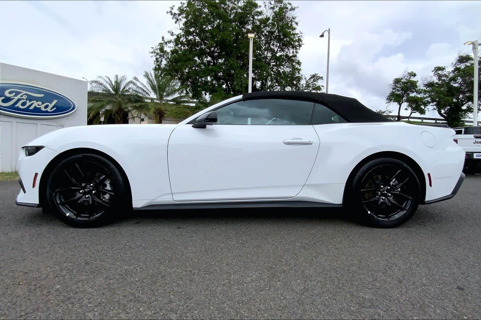 Thumbnail: 2025 Ford Mustang - 3