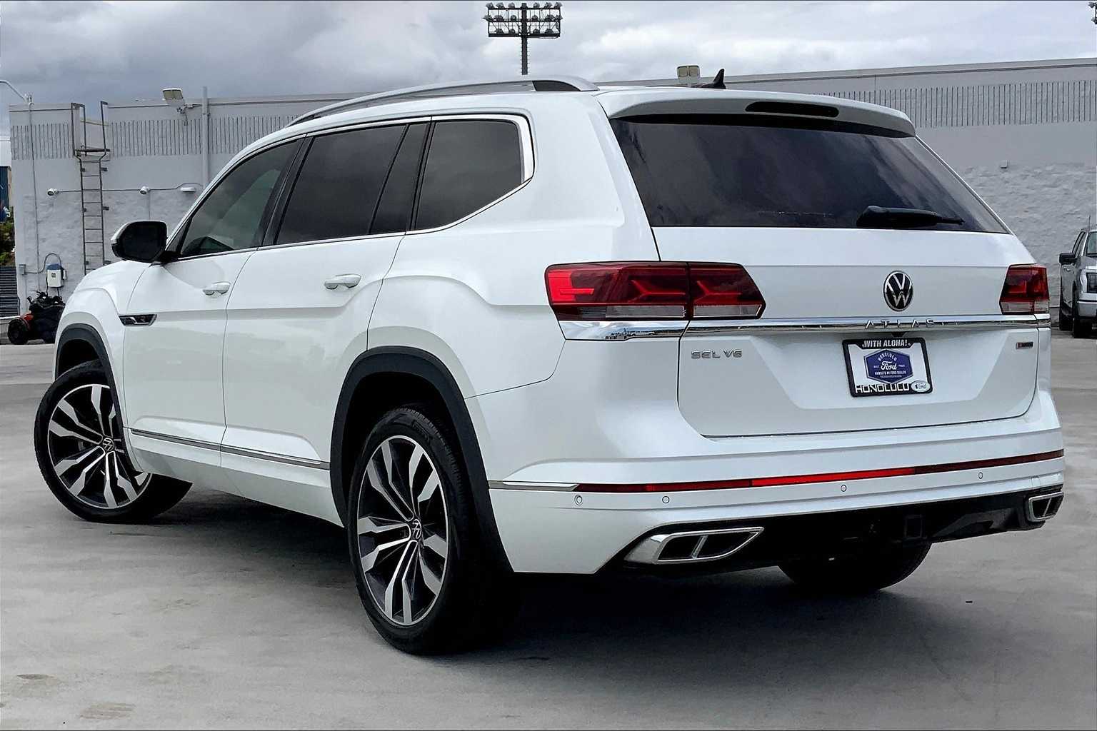 Thumbnail: 2022 Volkswagen Atlas - 4