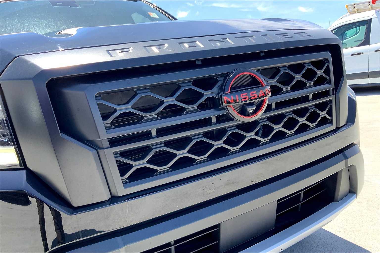 Thumbnail: 2023 Nissan Frontier - 33