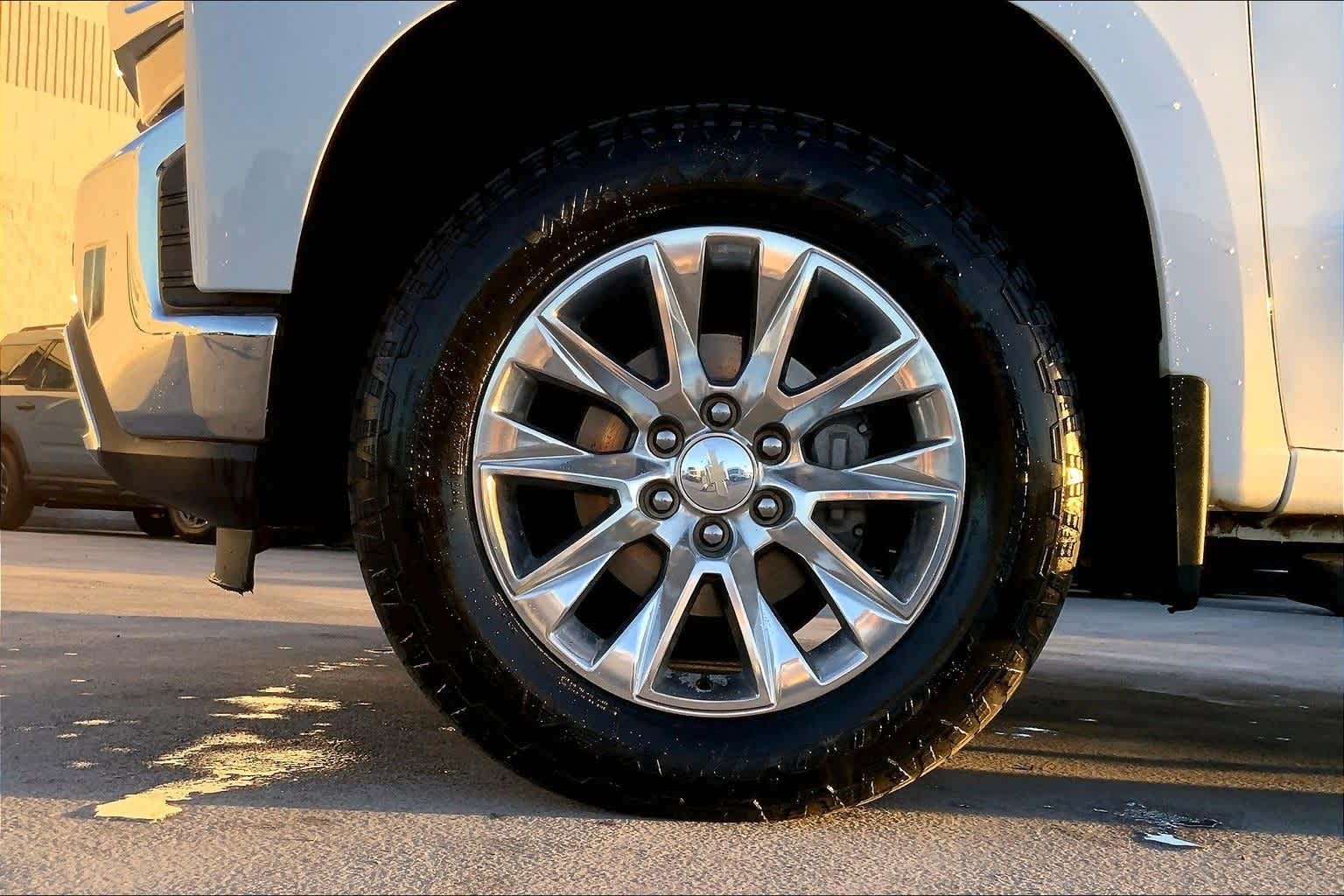 Thumbnail: 2022 Chevrolet Silverado 1500 - 8