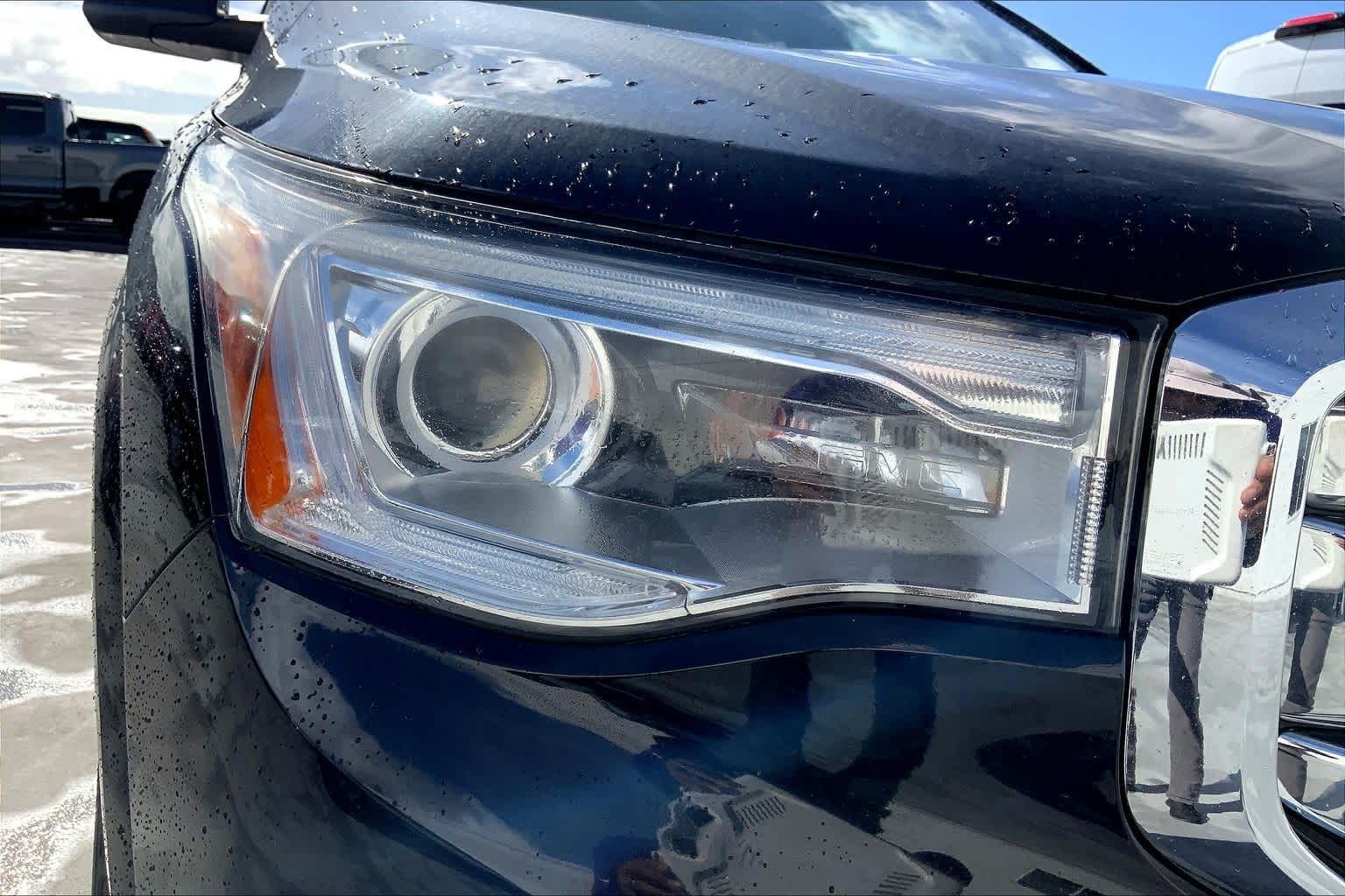 Thumbnail: 2017 GMC Acadia - 31