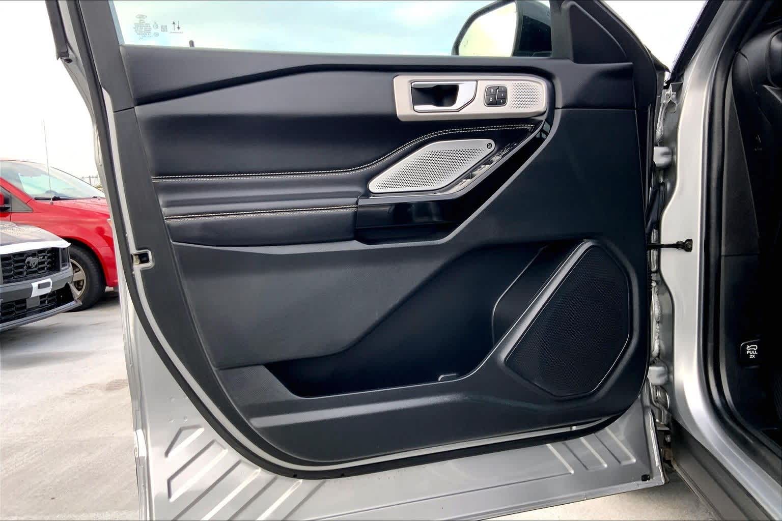 Thumbnail: 2021 Ford Explorer - 27