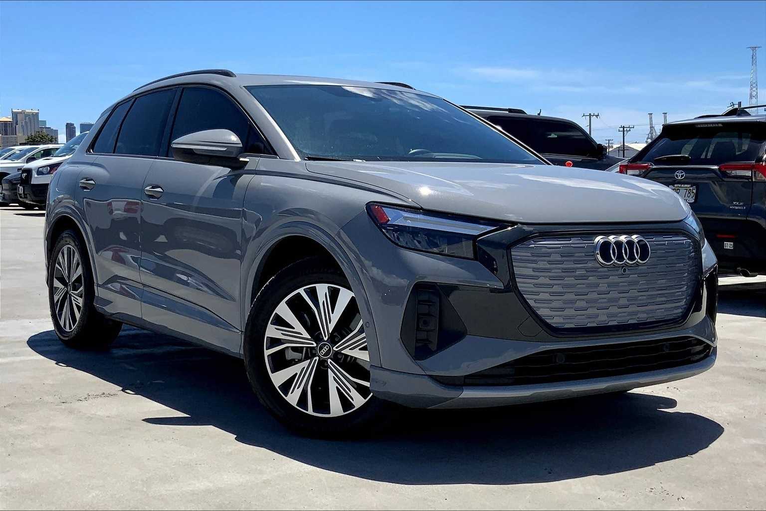 Thumbnail: 2023 Audi Q4 e-tron - 21