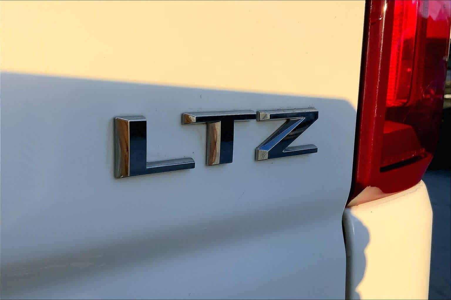 Thumbnail: 2022 Chevrolet Silverado 1500 - 7