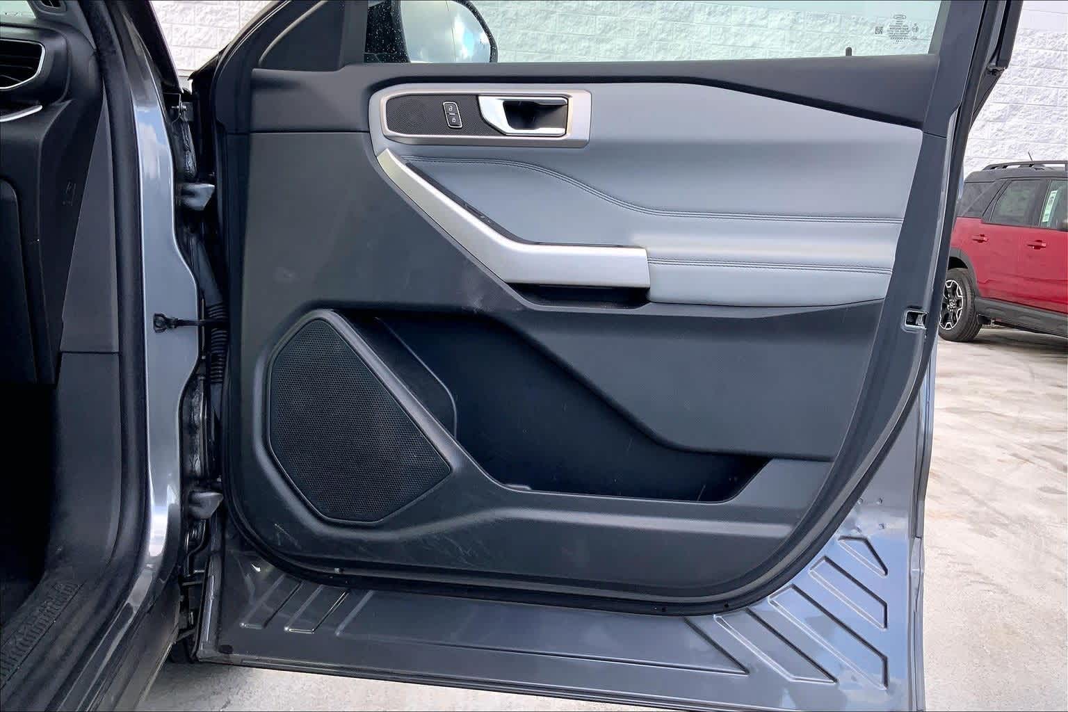 Thumbnail: 2023 Ford Explorer - 28